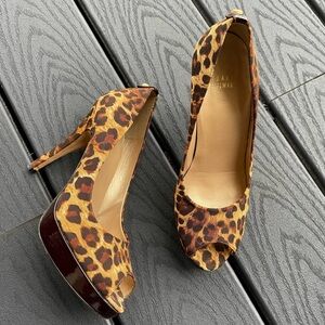Stuart Weitzman Leopard Print Platform Peep-toe Pump Heels size 8.5
